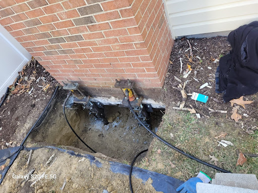 Underground repair of a chimney